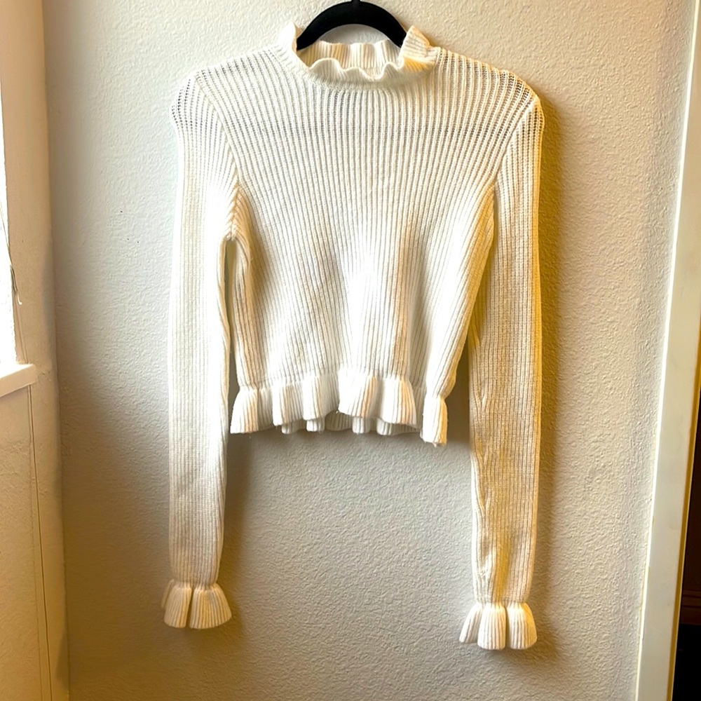 Forever 21 sweater. Size S
